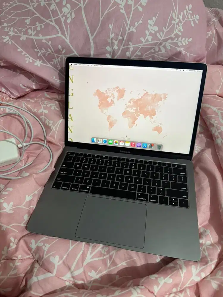 Macbook air 2019 i5 8/128gb