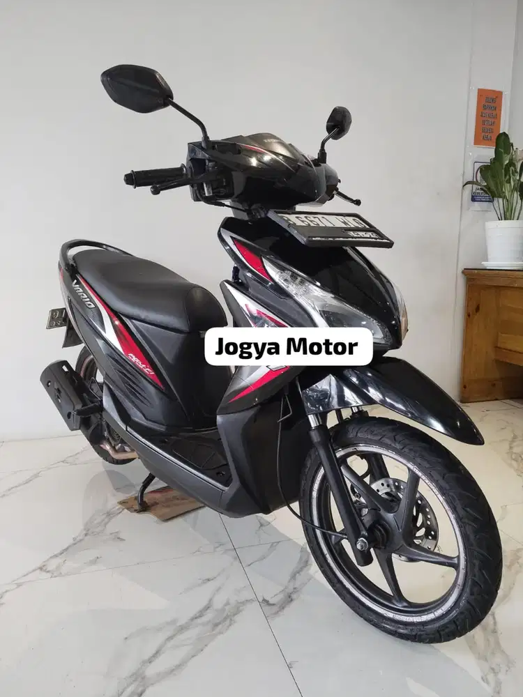 (B) Honda Vario 110 tahun 2014
