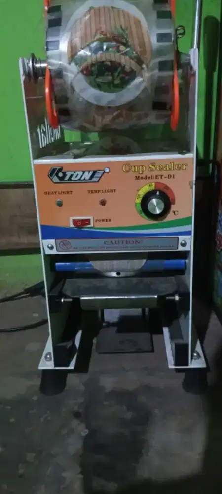 freezer GEA dan mesin prez merk ETON