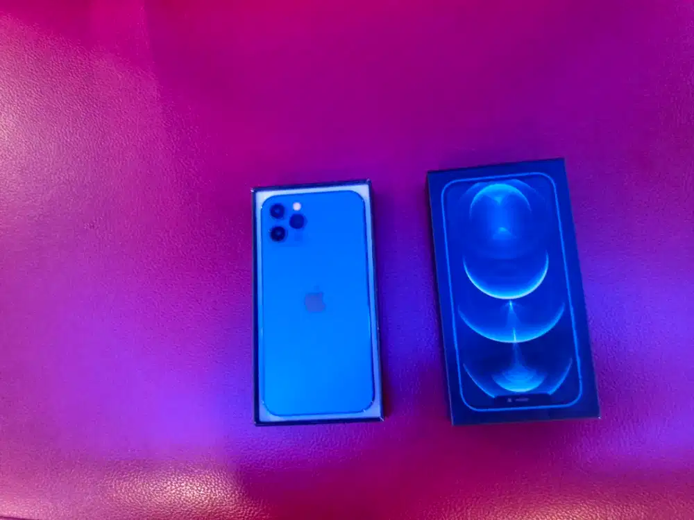 Iphone 12 128gb pasti baru lah