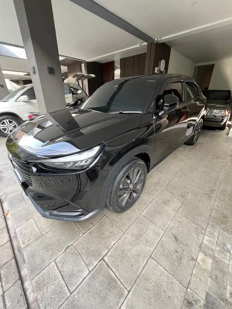 HRV Hitam New Model SE AT th 2022