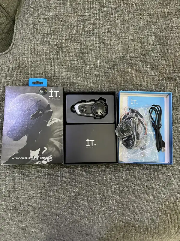 IT R8 Intercom Bluetooth
