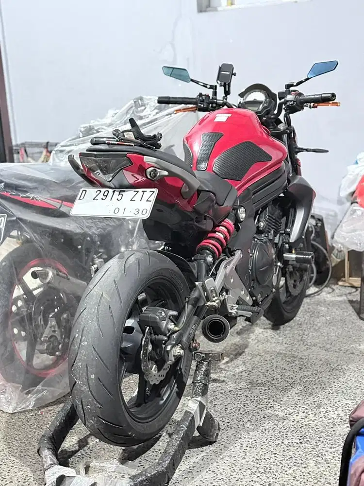 Kawasaki ER6N Low KM super mulus