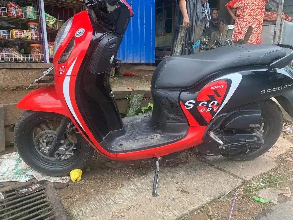 Di Jual scopy Warna merah hitam Tahun 2022