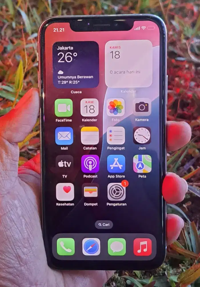 Iphone xs 64gb unit only