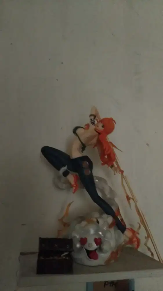 Action figure nami