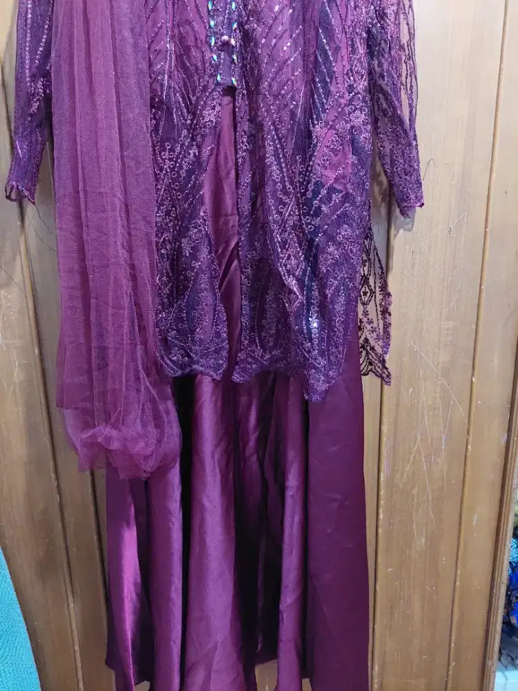 Baju kebaya dan dres kebaya