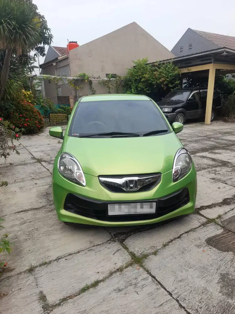 Honda Brio 2012 Matic – Terawat, Pemakaian Dalam Kota, Pajak Panjang!
