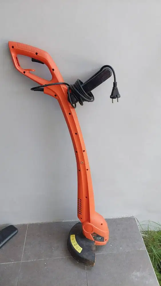 Krisbow Alat Pemotong Rumput (Bekas)