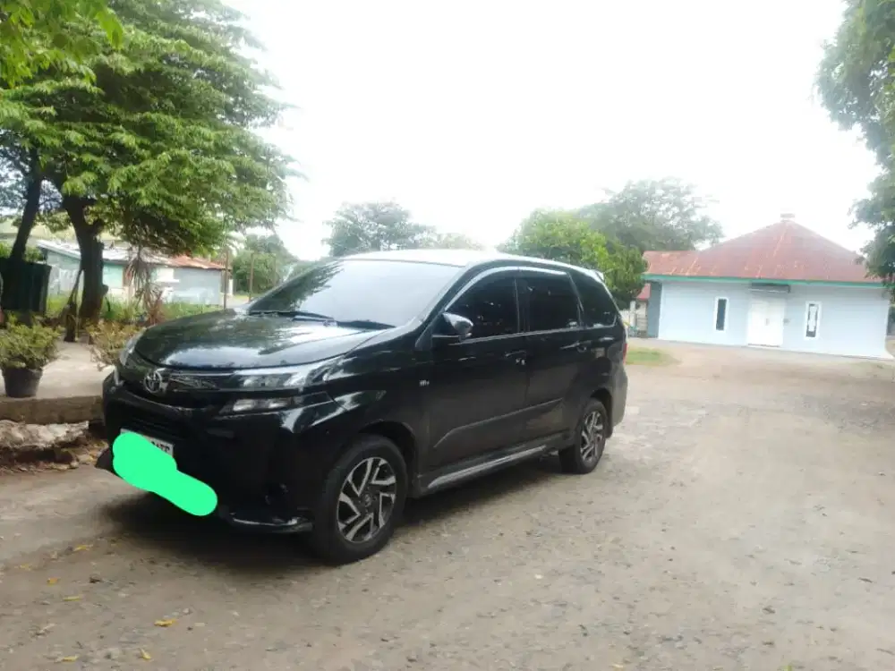 Rental Mobil/Kereta