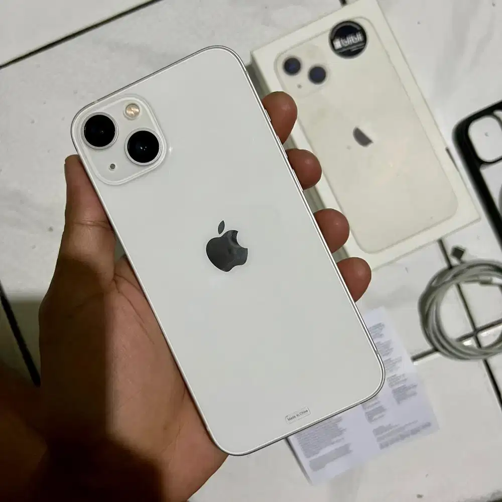 iPhone 13 128Gb iBox Starlight Bh 90% Masih Garansi Sampai juli 2025