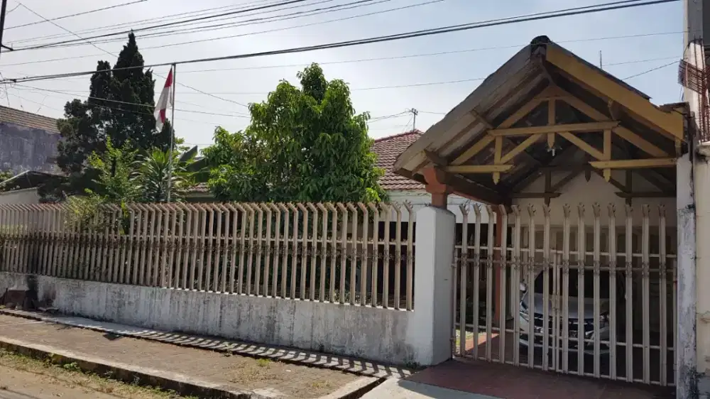 Dijual Rumah Strategis Darmo Harapan II EF Surabaya – LT 480 m²