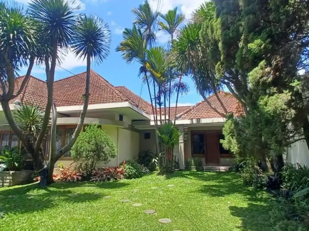 rumah di pusat kota mainroad supratman siap huni harga masih bisa nego