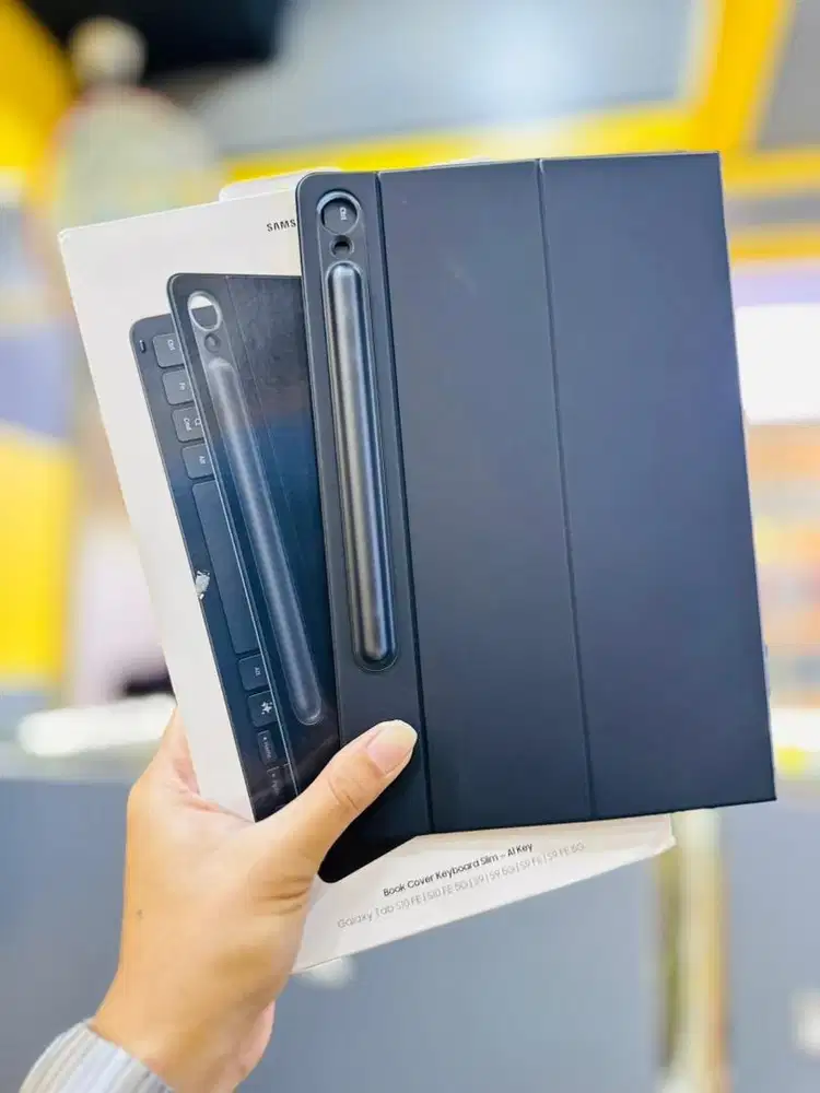 Samsung Book Cover Keyboard Tab S10 FE, S9 & S9 FE