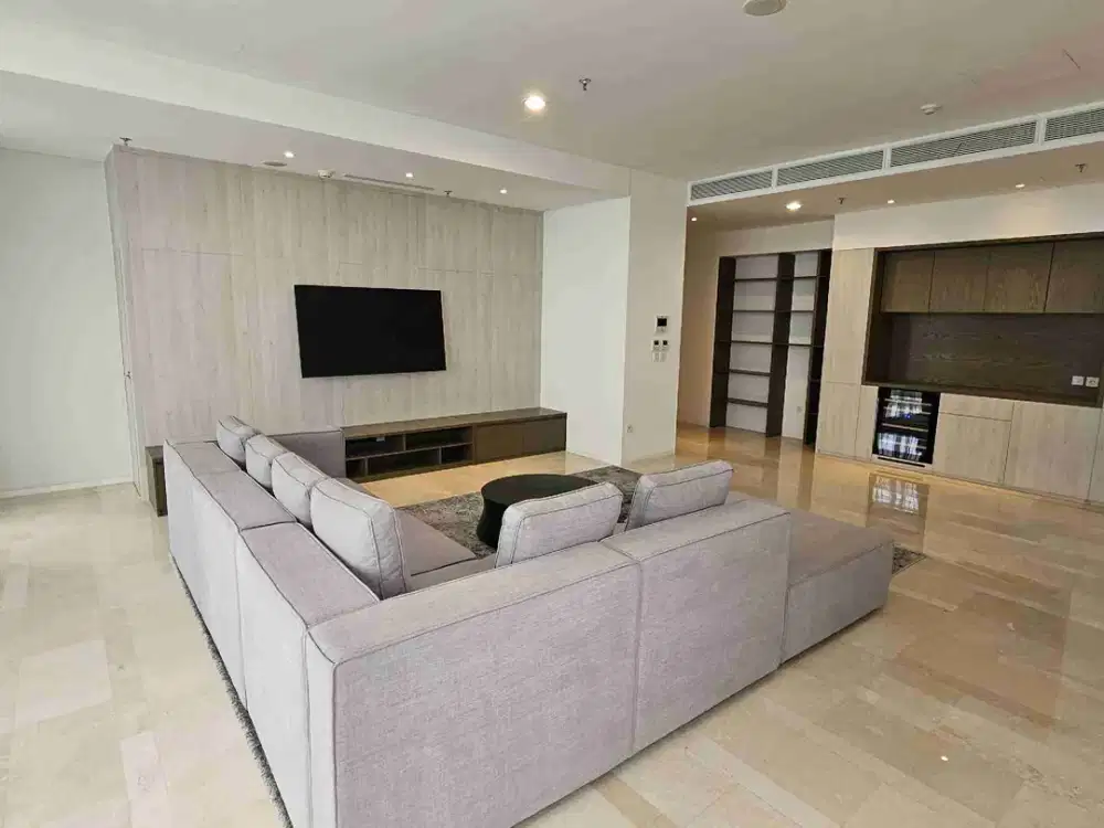 Disewakan Apartemen Verde 2 – 3BR Combine Unit 460 sqm, High Floor, Premium!