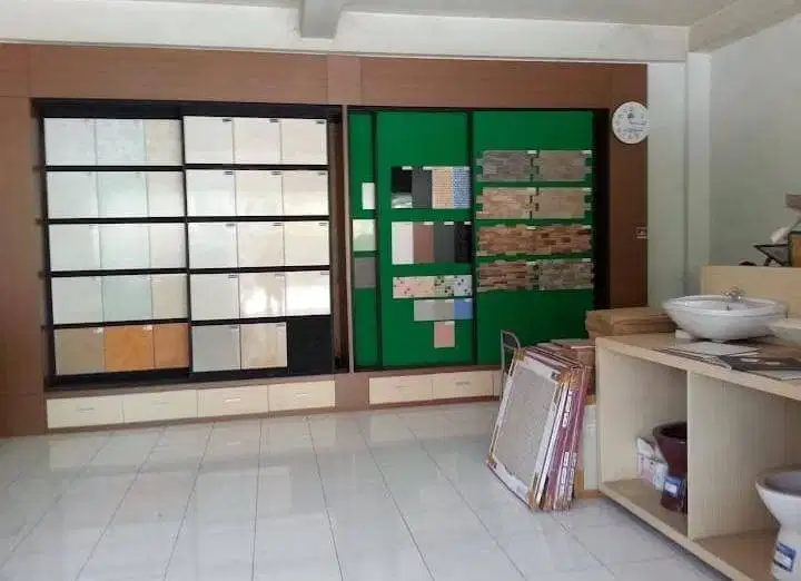 Dijual Rak Display Kantor / Toko