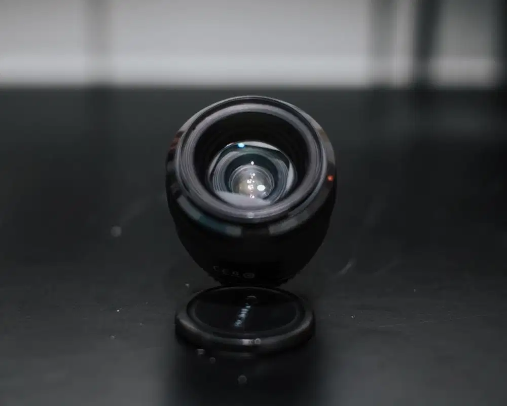 Wts jual rugi Lensa Canon ef 28mm f1.8