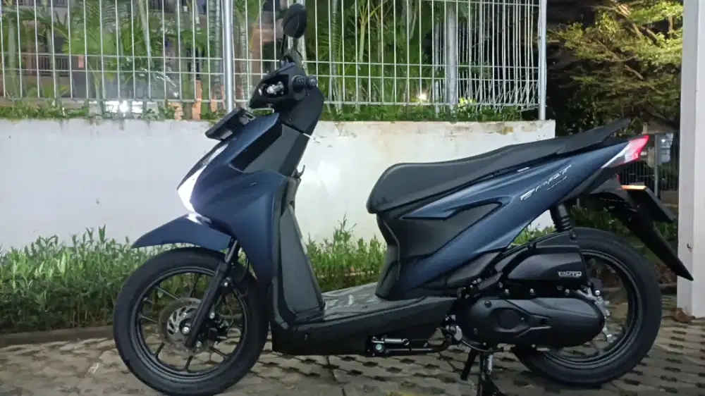 Honda Beat Deluxe Smart Key Km 2.000