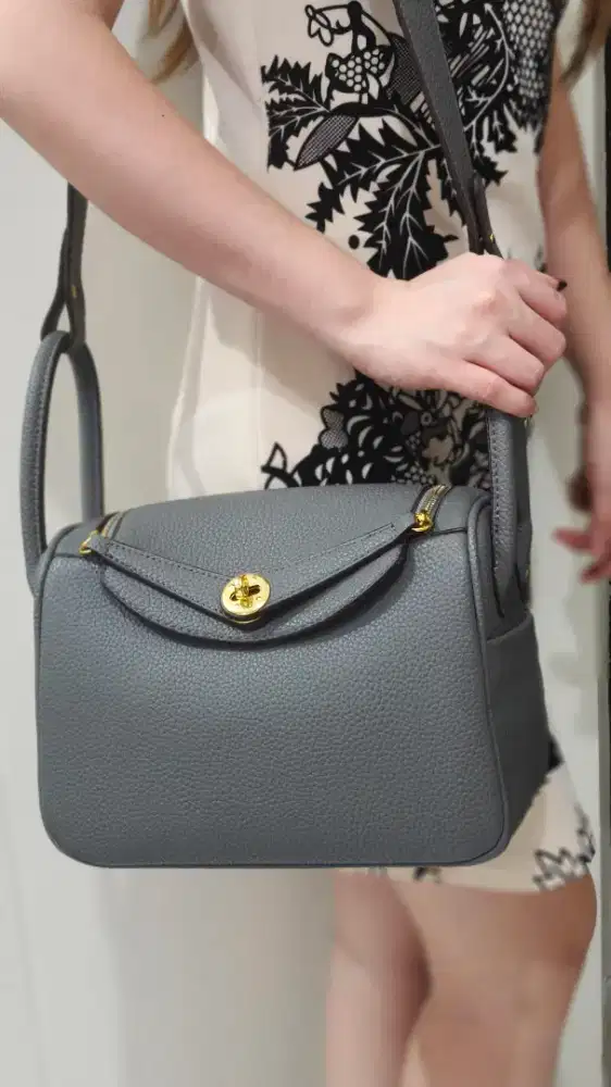 [PRELOVED LIKE NEW] TAS WANITA IMPORT