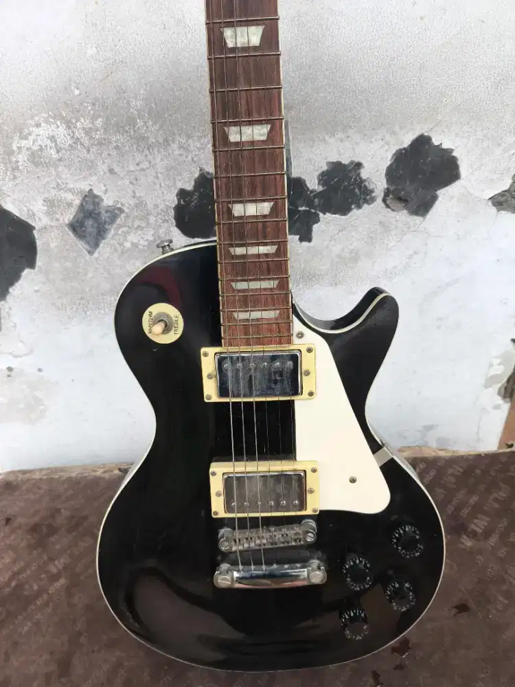 Jual cepat Gitar Listrik Epiphone Les Paul Standard