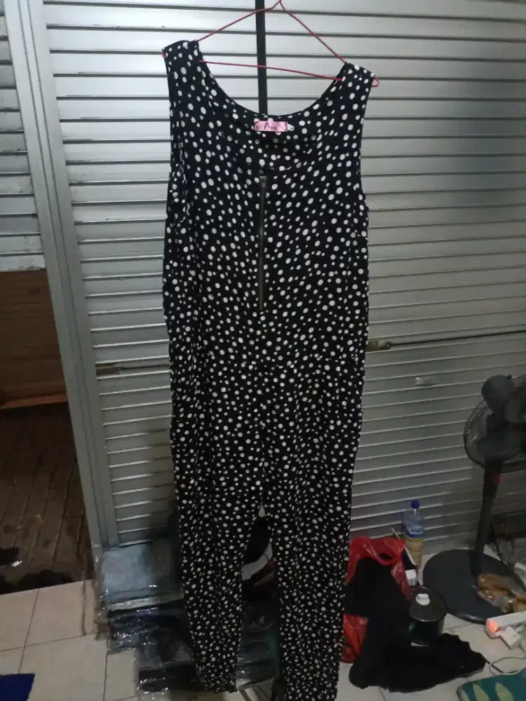 Thrift cewek berbagai ukuran