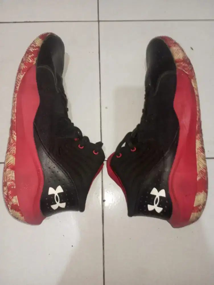 Under armour ukuran 47.5