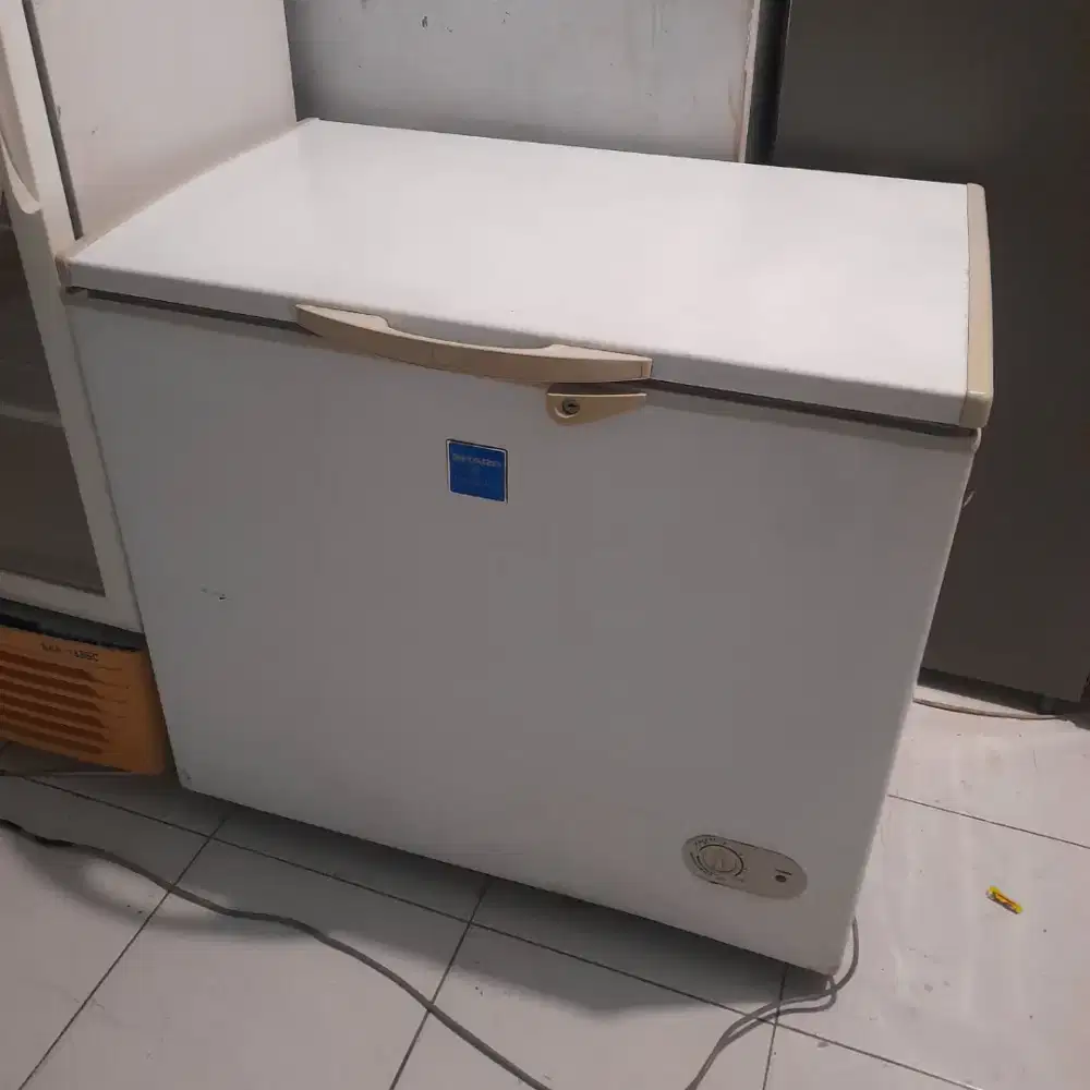 Freezer Box SHARP 200 Liter