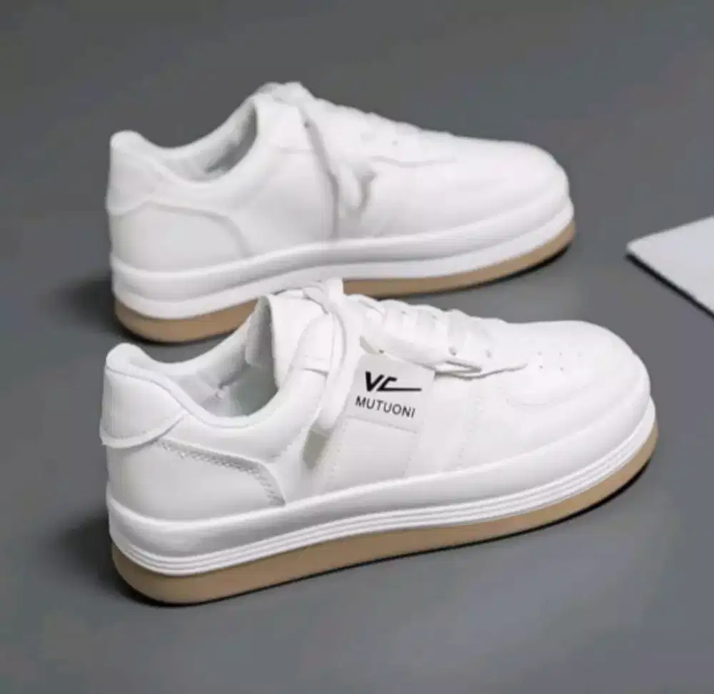 Sepatu CANI ukuran 37