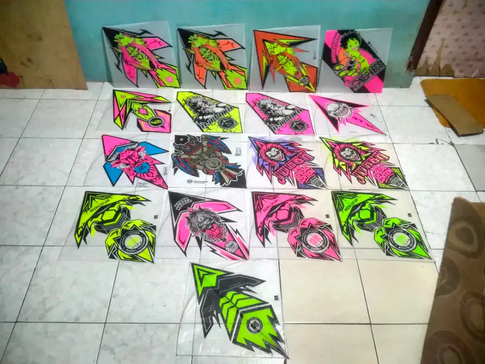 JUAL LAYANGAN KOLEKSIAN + BONUS