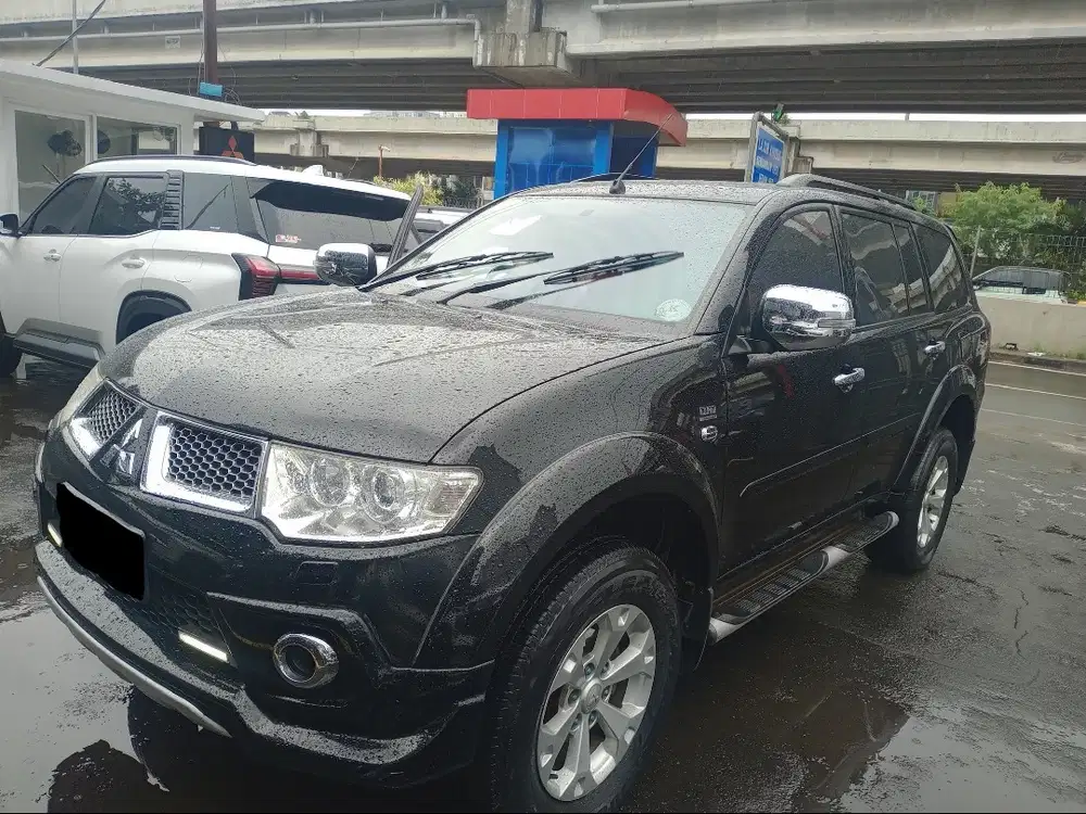 (Low Km60ribu)Mitsubishi Pajero Sport 2.5 Dakar LIMITED AT Diesel 2013