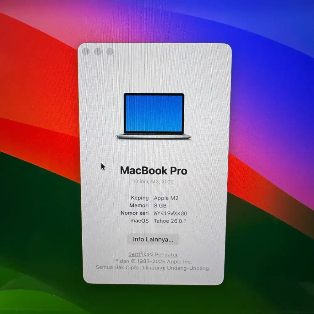 Macbook Pro M2 13 Inch Ram 8 Ssd 512 lengkap full set Silver desain