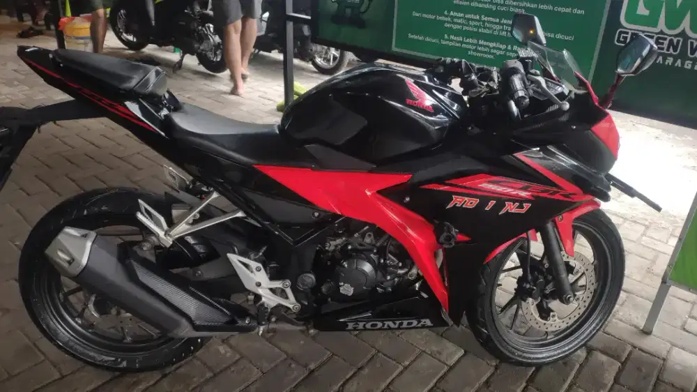 JUAL CBR 150R 2017 SEGEL