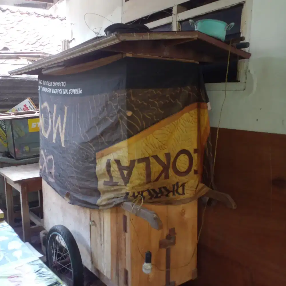 Gerobak masih baru belum dipakai
