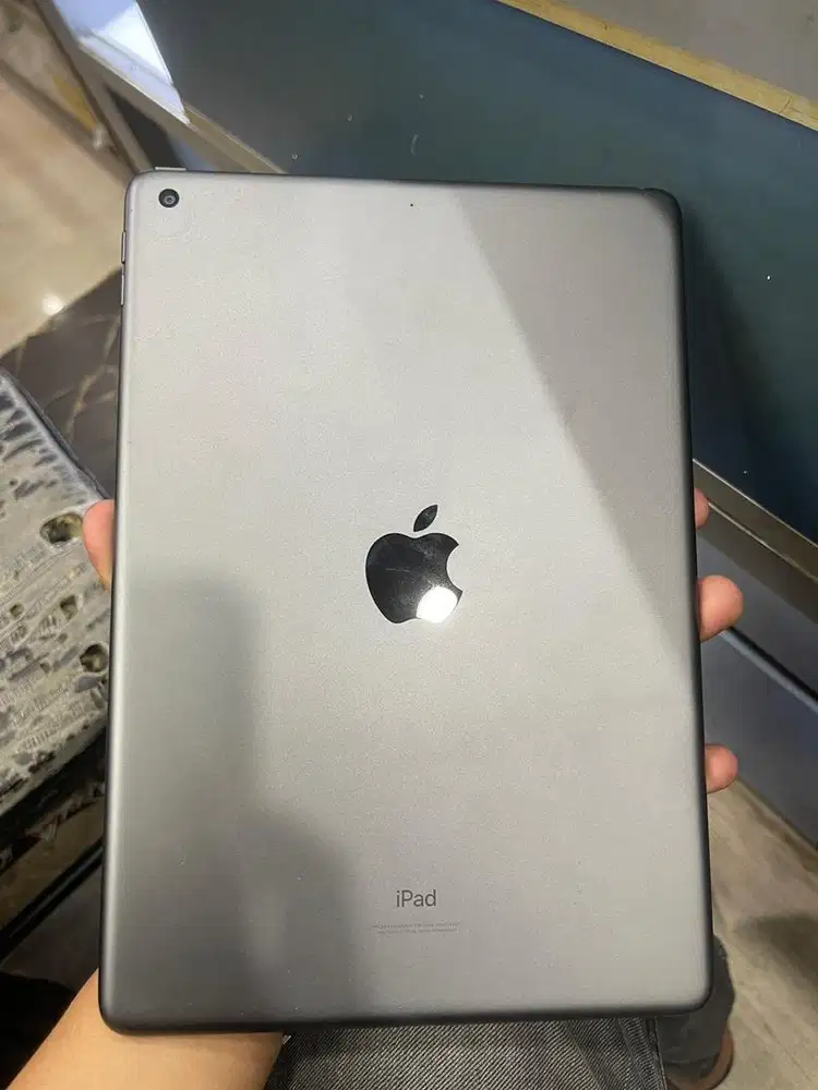 Ipad gen 9 64gb grey WIFI ONLY