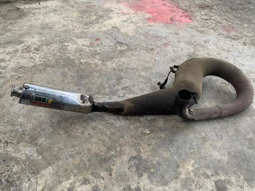 knalpot irs vespa 2stroke buang kanan