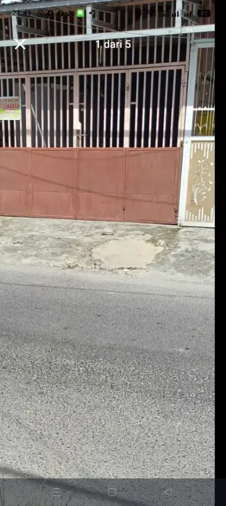 Saya jual rumah milik pribadi saya di pinggir jalan Bromo ujung