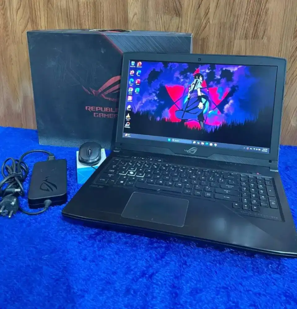 Laptop Gaming Asus ROG Strix 15 Second Fullset