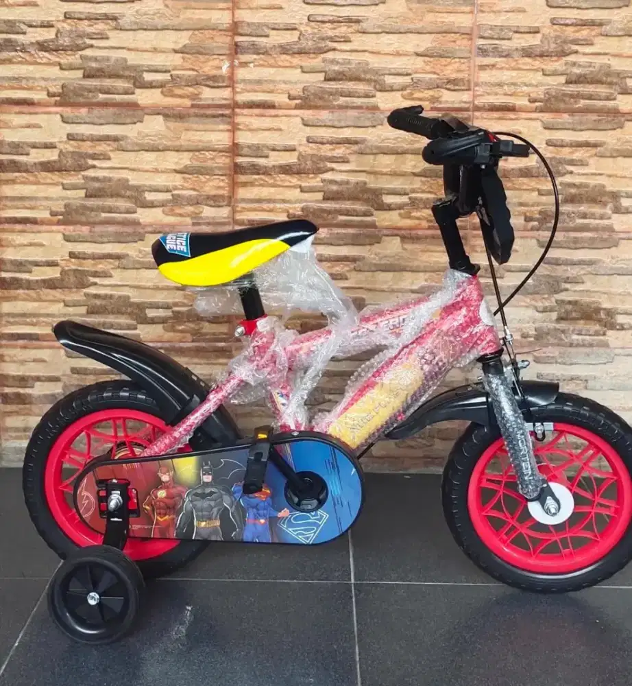 Sepeda BMX ukuran 12 ban Eva