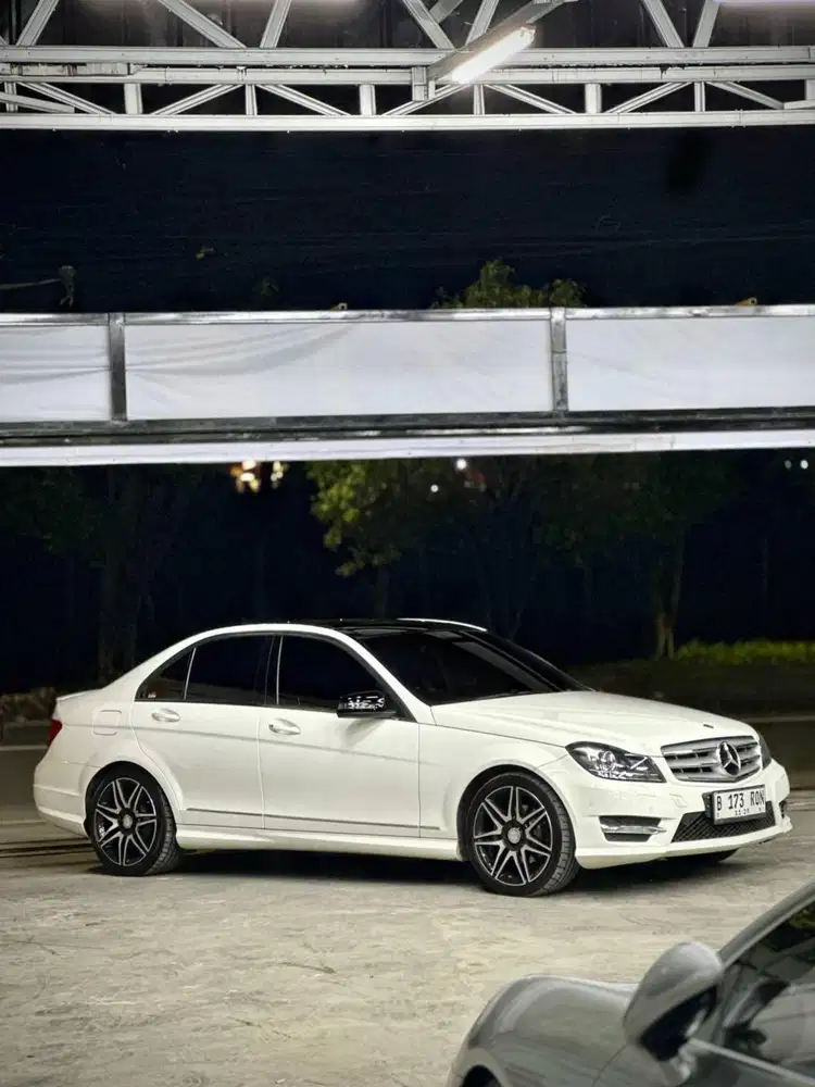 [DP25jt] Mercedes Benz C250 AMG+ 2013