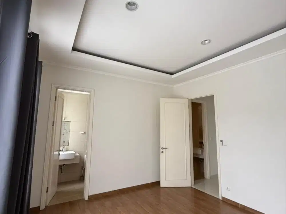 SIAP HUNI DIjual Rumah Rapi Sutera Leora ALAM SUTERA