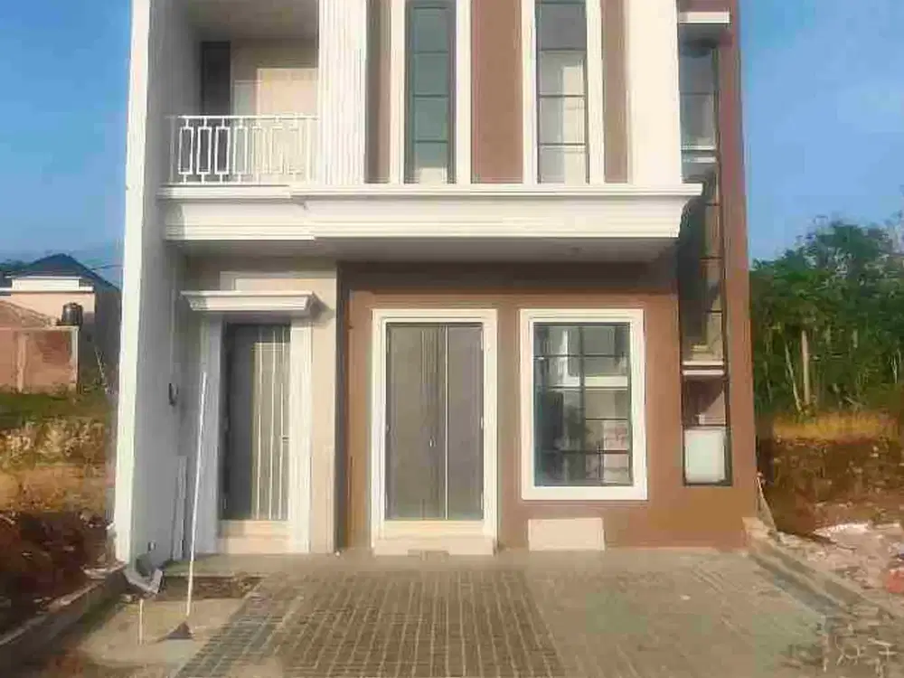 Batu vila 700jutaan private pool dekat jawatimur park 3