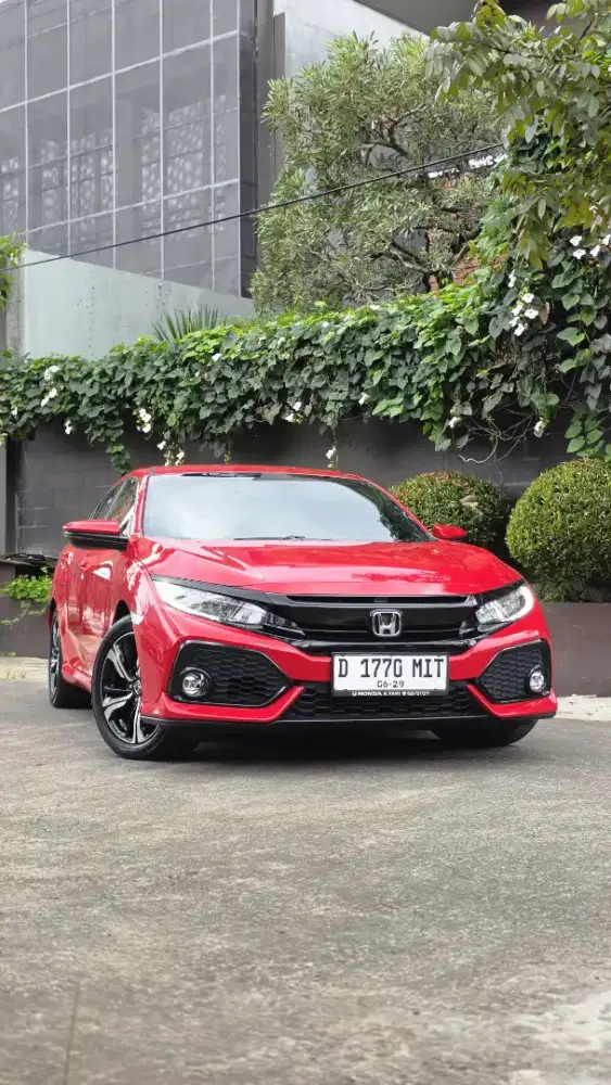 Civic Turbo 1.5 E Hatch Back Matic AT