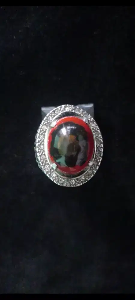 Batu Akik MERAH HATI MOTIF MATA