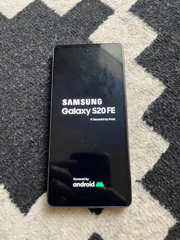 Galaxy S20FE ram 8/128gb unit only ex Grs Resmi Sein