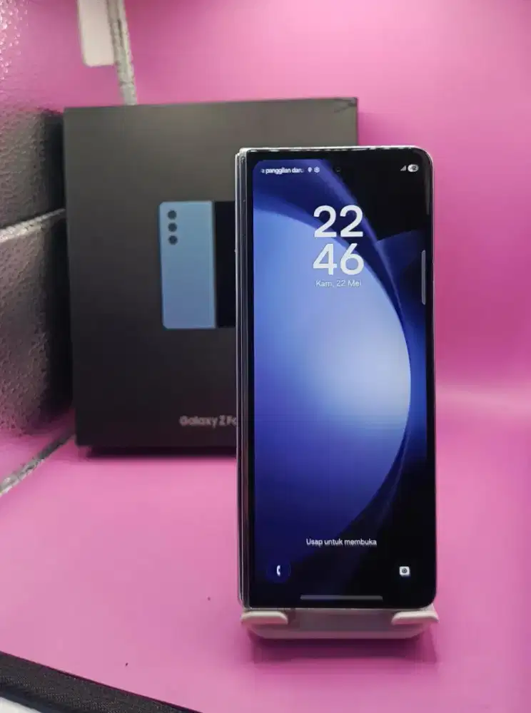 SAMSUNG Z FOLD 5 5G RAM 12/256GB ORIGINAL SEIN MULUS FULLSHET 

TAMPIL