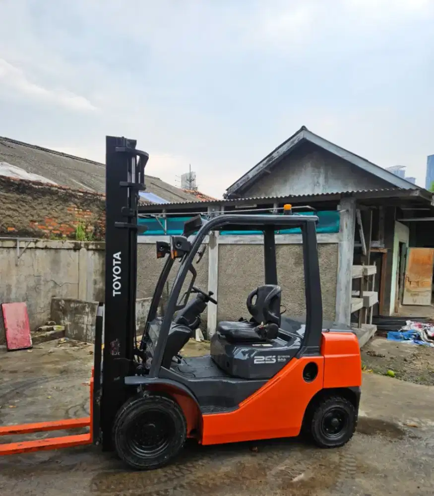 Forklift Toyota 2,5 Ton,Tiang 4 Meter,Manual,1DZ-II,8FD25,Tahun 2019