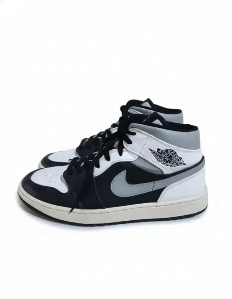 Nike AJ 1 Retro Mid White Shadow