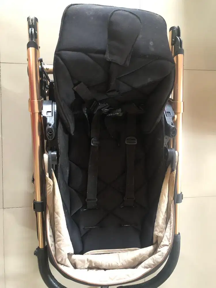 Mamas papas urbo 2 rose gold limited edition