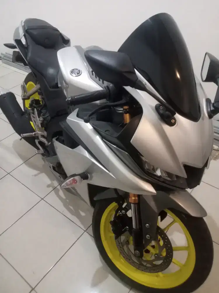 Juala Yamaha R15 V3