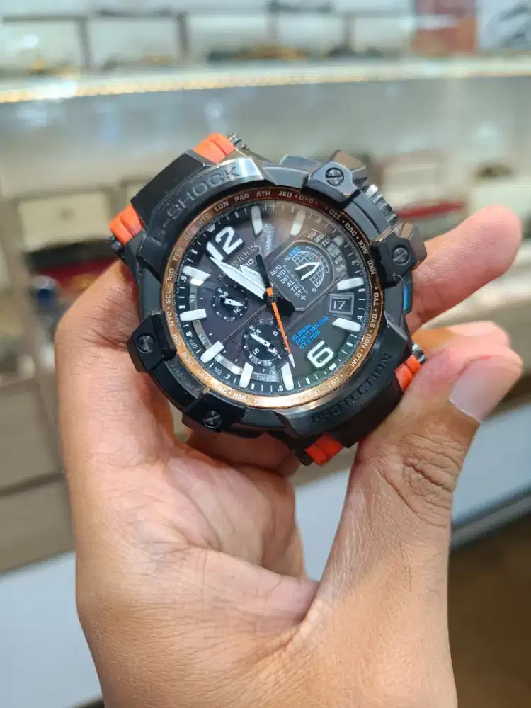 Jam tangan GSHOK GPW 1000